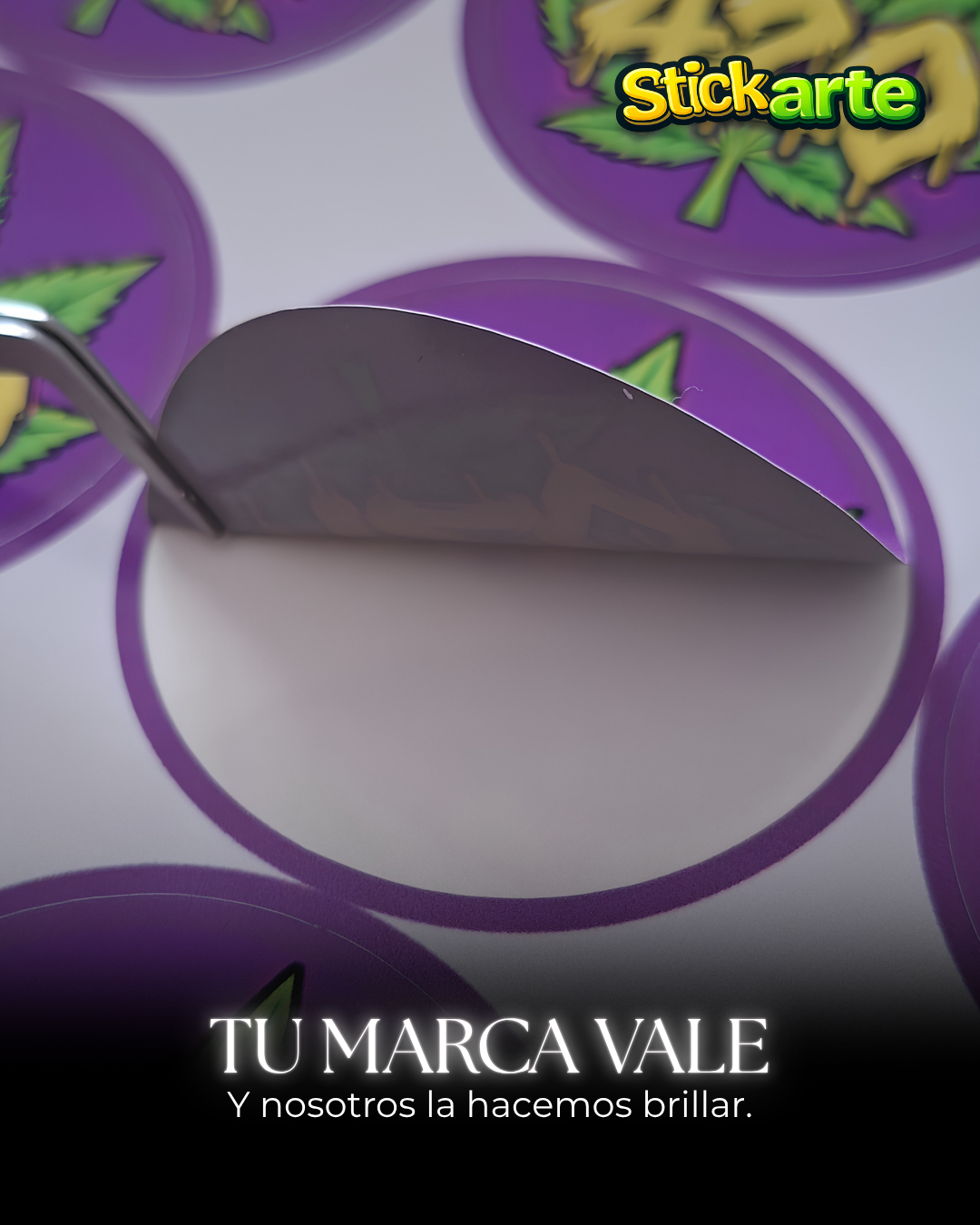 300 stickers redondos personalizados en vinilo adhesivo – 5 cm - Imagen 2